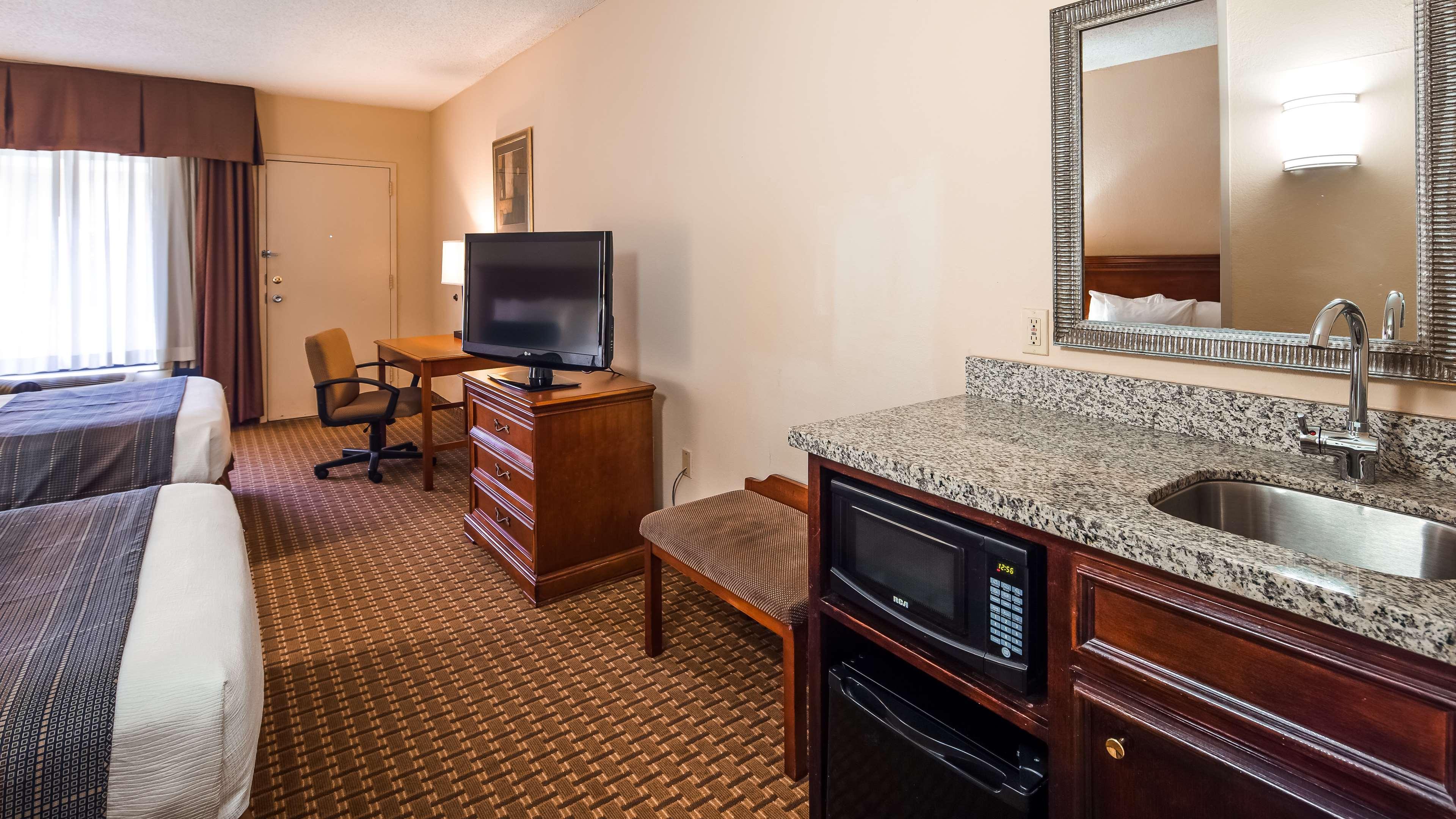 Best Western Plus Cary - Nc State Εξωτερικό φωτογραφία